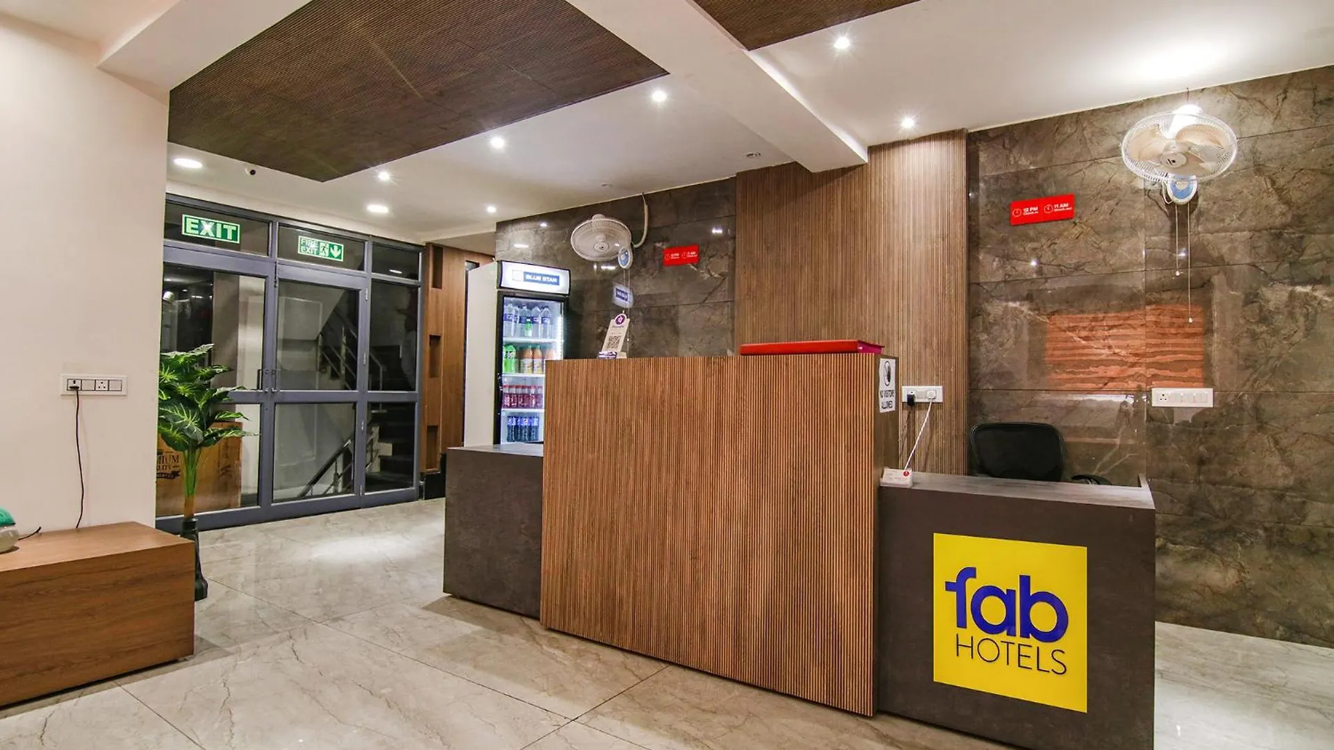 Fabhotel Moro Rohini Sector 4 Delhi  Hotel